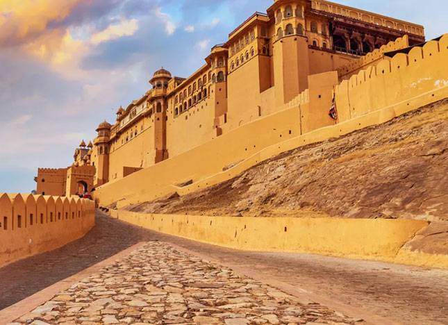 Hotel Ajanta Delhi - Best Hotel in Paharganj